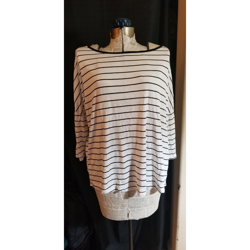 Soft 3/4 sleeve top